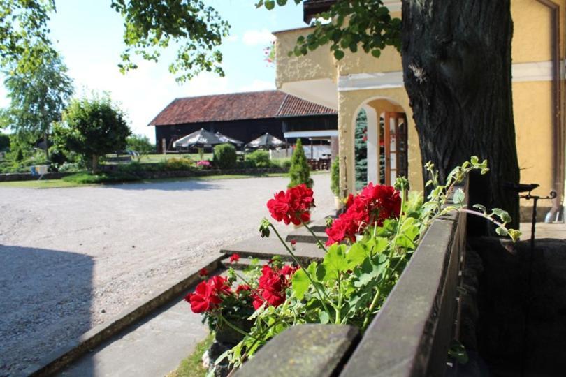 Folwark Tumiany Pokoje & Restauracja Bagian luar foto