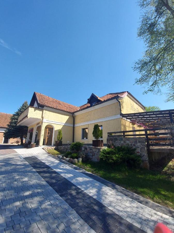 Folwark Tumiany Pokoje & Restauracja Bagian luar foto