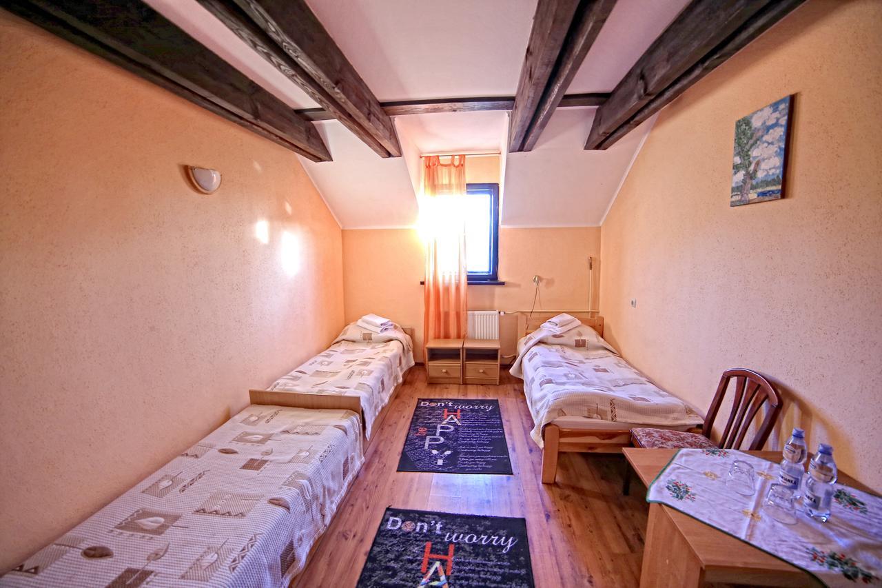 Folwark Tumiany Pokoje & Restauracja Ruang foto